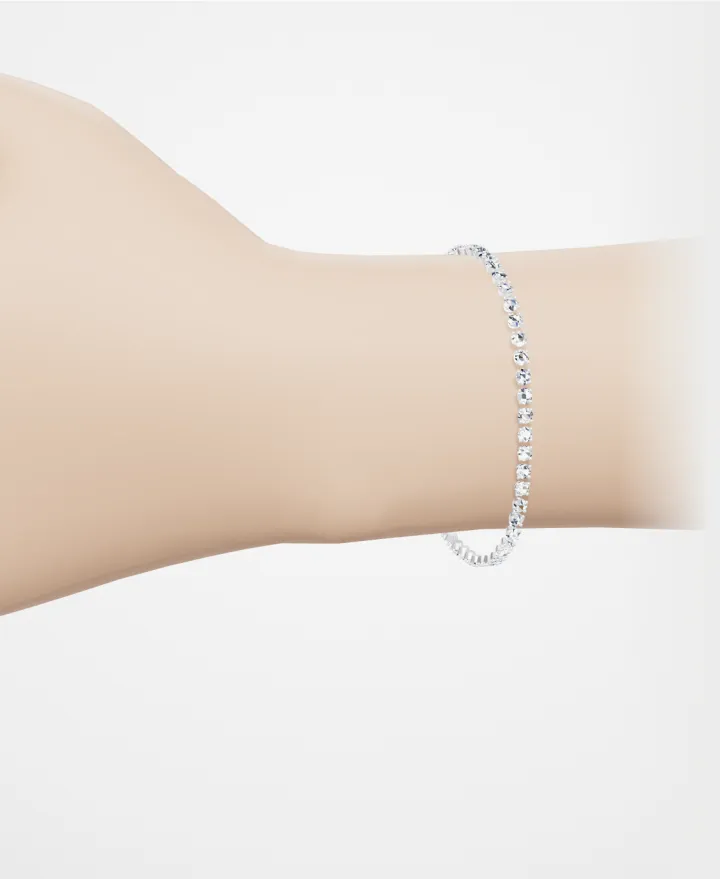 Diamond tennis bracelet shown on the wrist in 3D